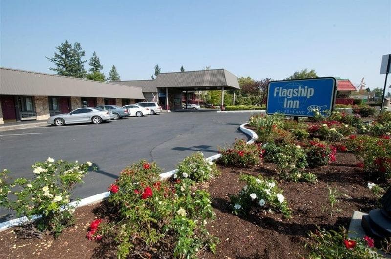 Flagship Inn Of Ashland photo 1