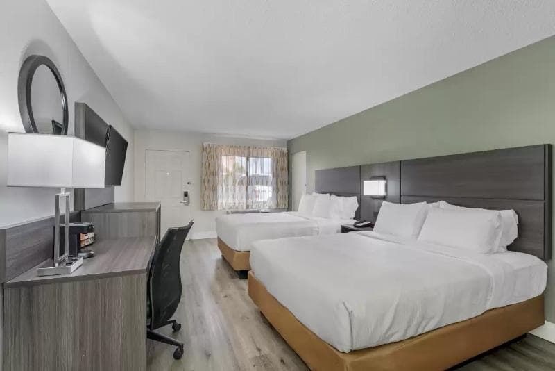 Days Inn & Suites By Wyndham Orlando East Ucf Area 5