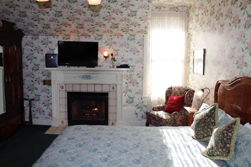 Gosby House Inn 3