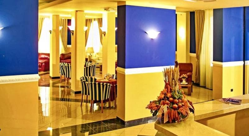 Da Vinci Hotel And Conventions 2
