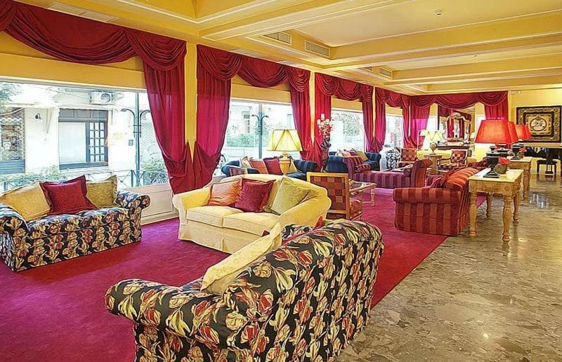 Hotel Adua main