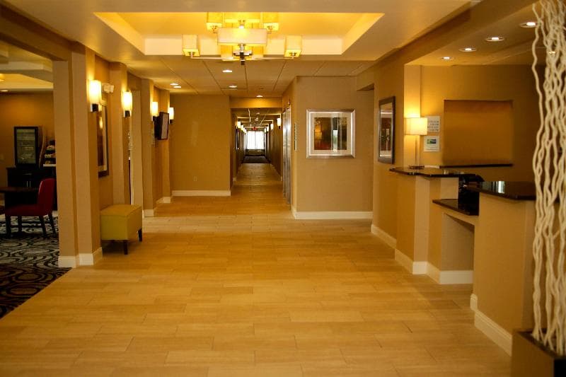 Holiday Inn Express Marion photo 1
