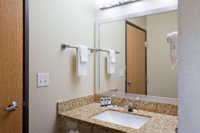 Americinn By Wyndham Shakopee Near Canterbury Park 4
