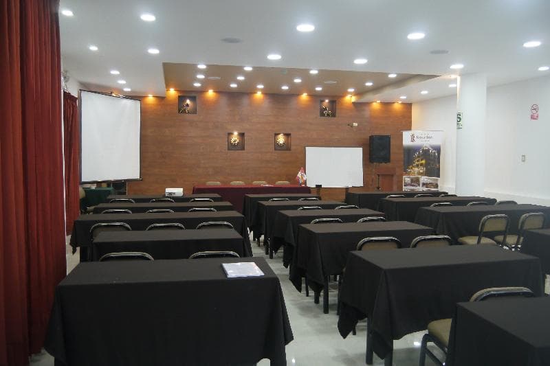 Royal Inn 4
