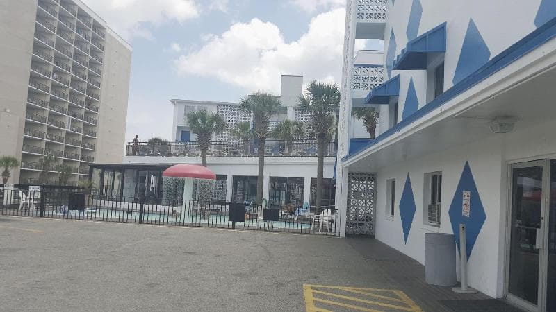 Polynesian Ocean Front Hotel 4
