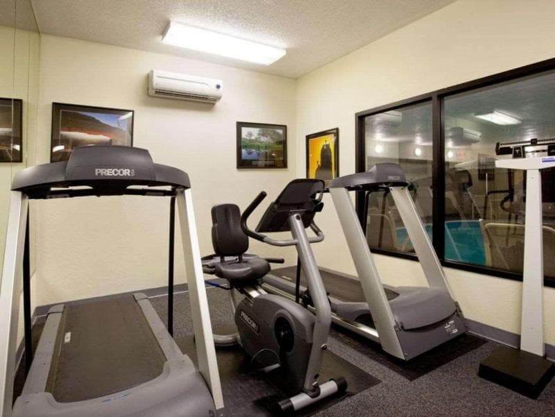 Baymont by Wyndham Merrillville 2
