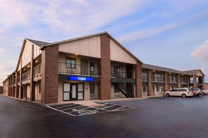 Travelodge By Wyndham Wellington 5