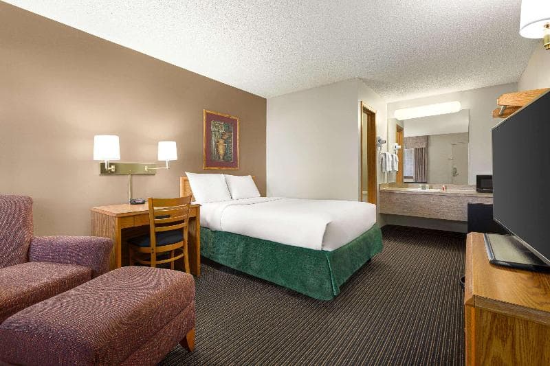 Travelodge By Wyndham Wellington 3