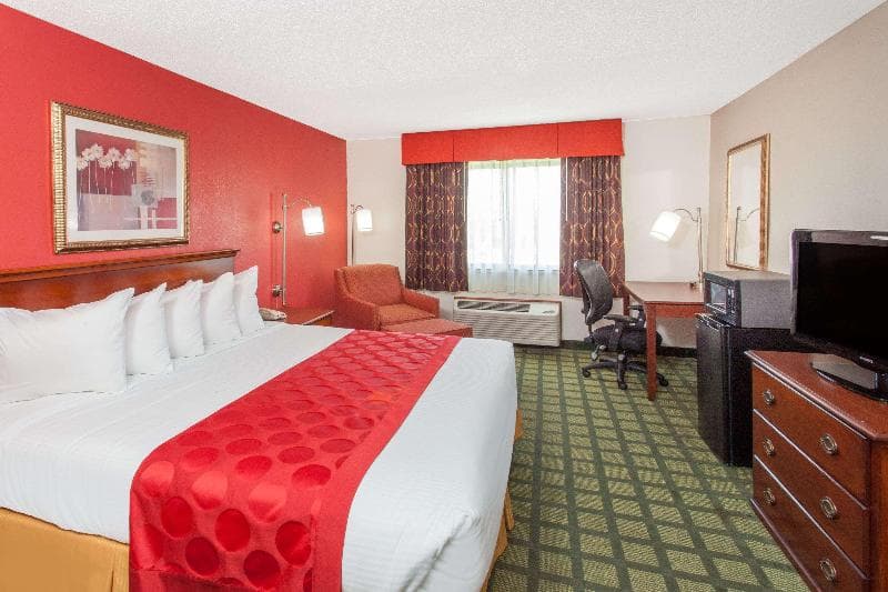 Ramada Limited Decatur photo 1