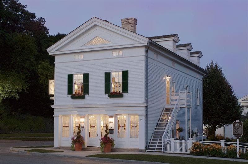 The Rochester Inn, A Historic Hotel photo 1