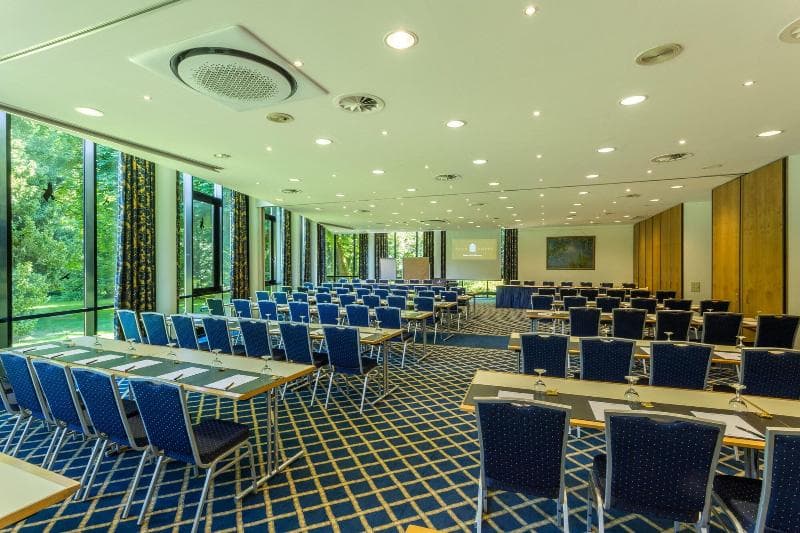 Schloss Hohenfeld Parkhotel main