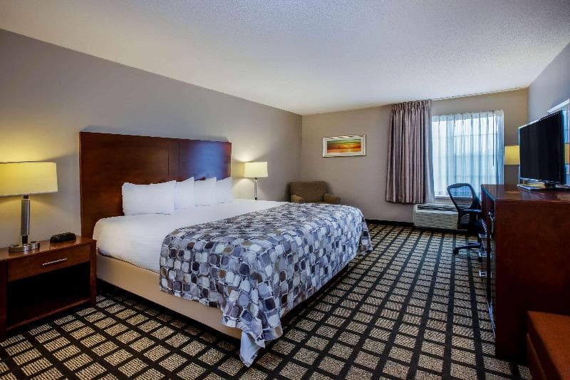 Baymont by Wyndham Mackinaw City 2