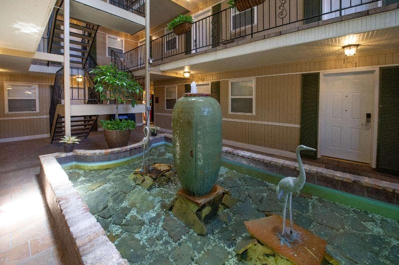 Frenchmen Orleans At 519, Ascend Hotel Collection 3