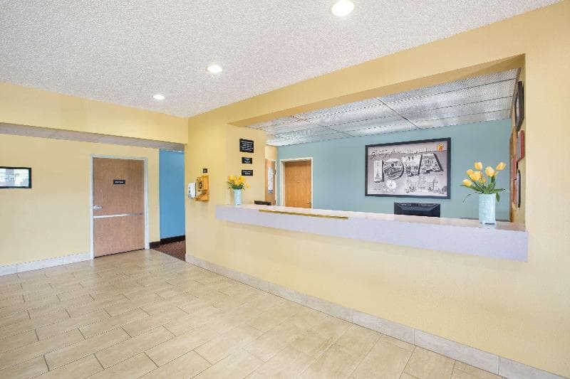 Super 8 By Wyndham Clarinda 4