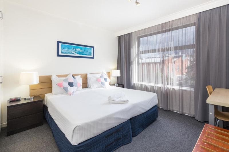 City Edge East Melbourne Serviced Apartments 4
