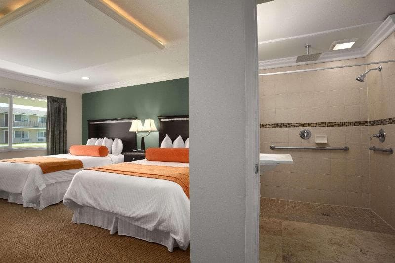 Travelodge By Wyndham Santa Maria 3