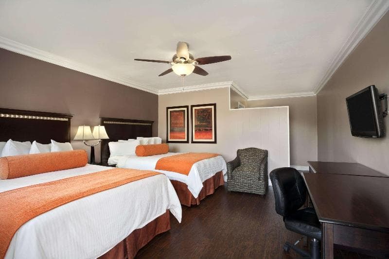Travelodge By Wyndham Santa Maria 2