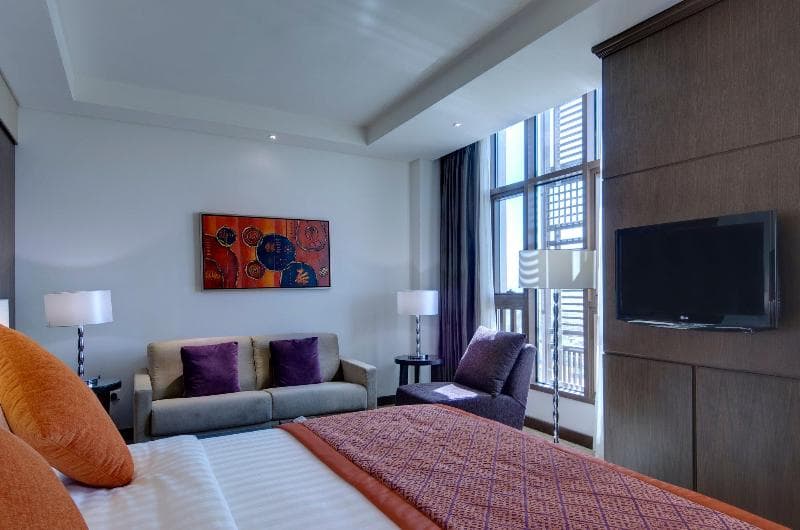 Crowne Plaza Madinah 4