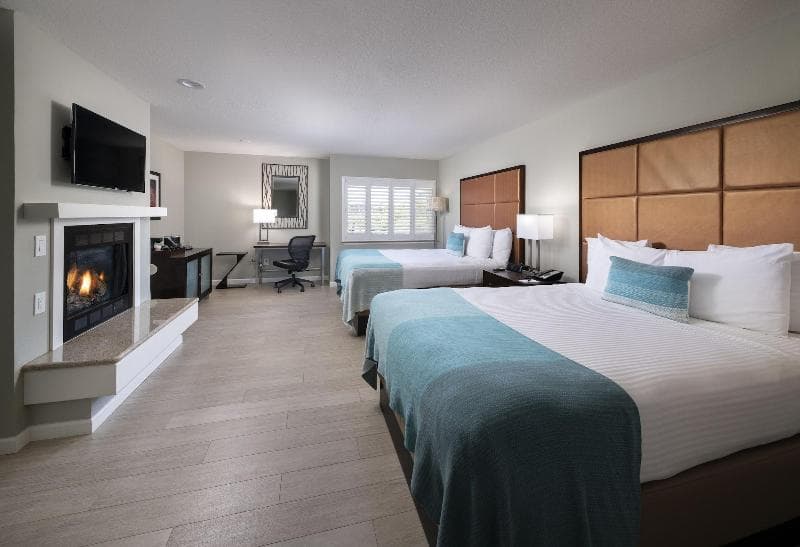 Mariposa Inn & Suites photo 1
