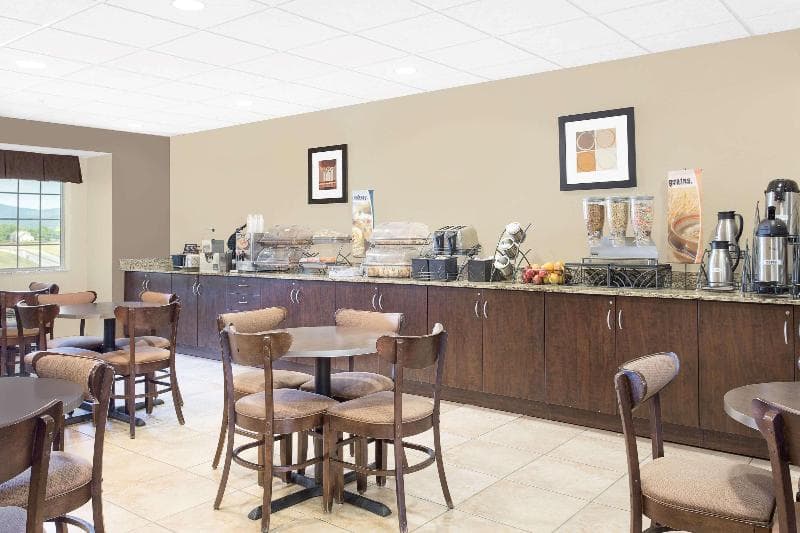 Microtel Inn & Suites By Wyndham Mansfield 3