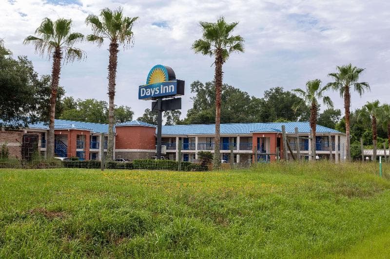 Days Inn By Wyndham Chipley 5