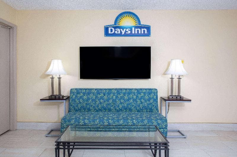 Days Inn By Wyndham Chipley 4