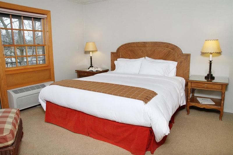 The Lodge At Riverside 5