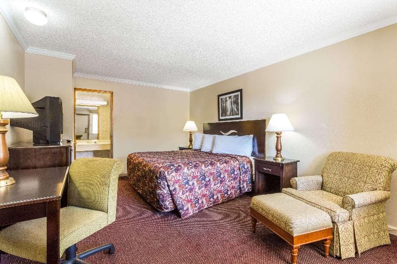 Days Inn By Wyndham Slidell 3