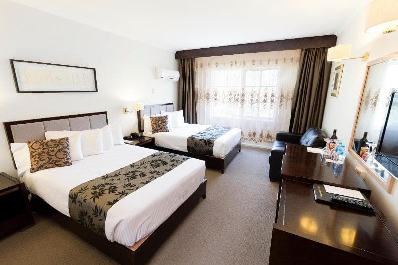Eltham Gateway Hotel photo 1