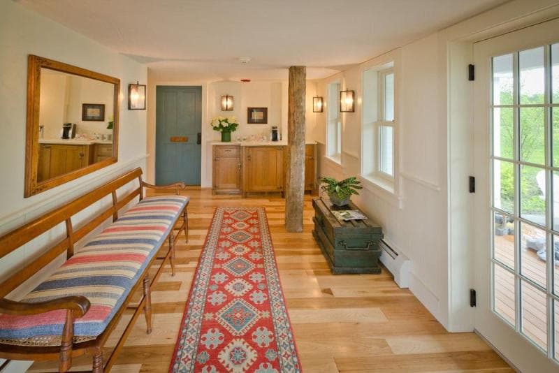 Hill Farm Inn 3