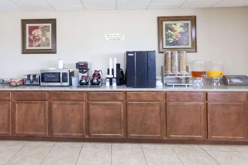 Knights Inn Murfreesboro photo 1