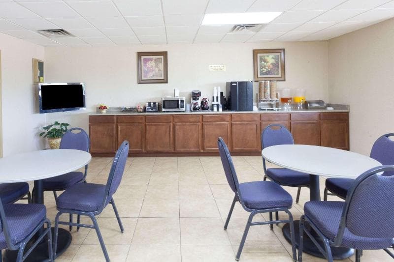 Knights Inn Murfreesboro 3