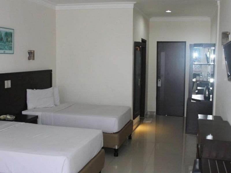 Inna Parapat 2