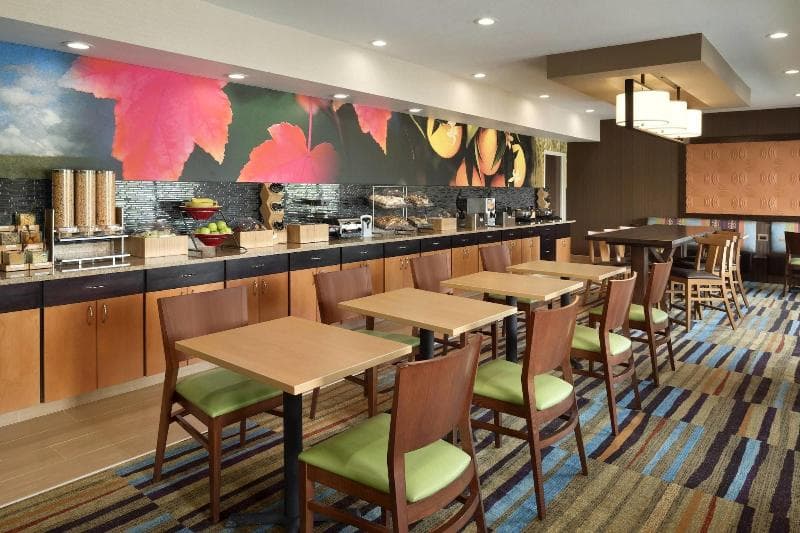 Fairfield Inn & Suites Hartford Manchester 3