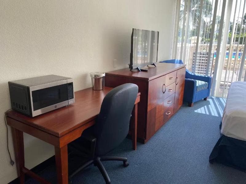Miami Garden Inn Suites (Adults Only) photo 1
