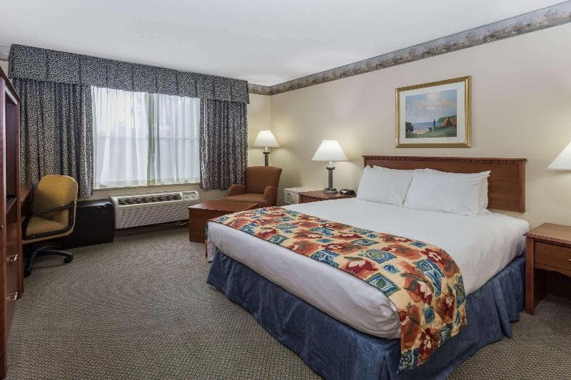 Baymont by Wyndham Waterford/Burlington WI 2