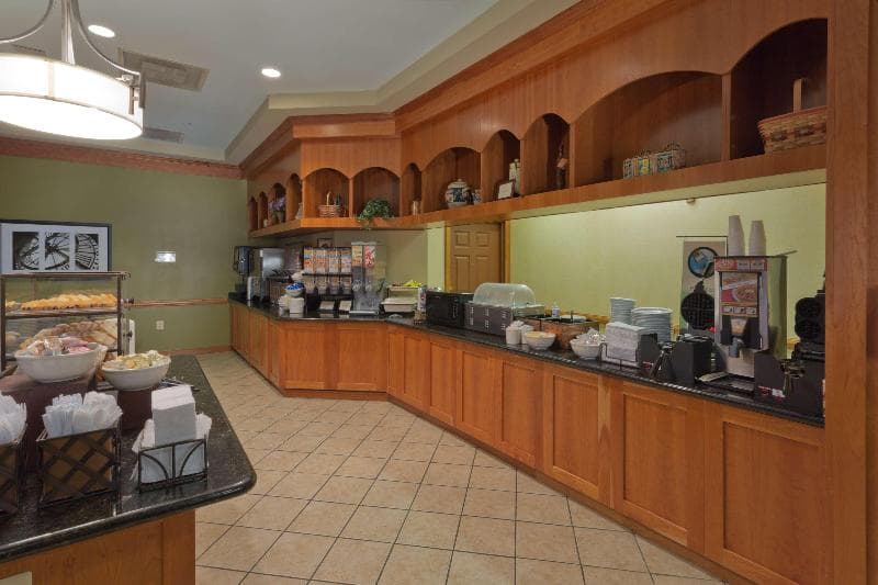 Country Inn & Suites by Radisson, BWI Airport (Baltimore), MD 5
