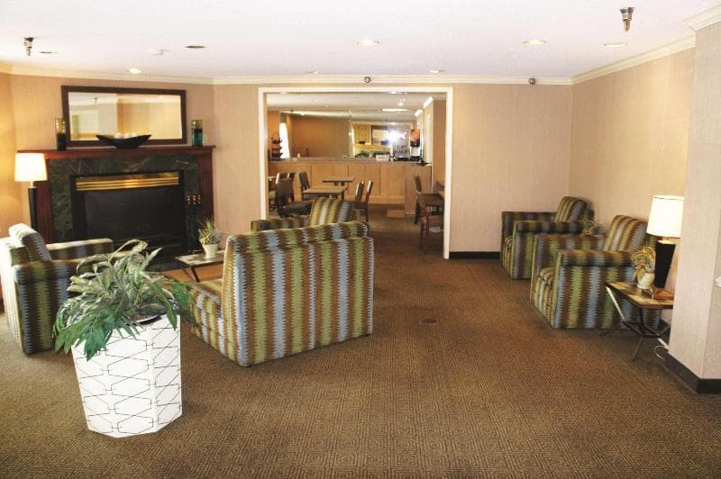La Quinta Inn By Wyndham Kansas City North 3