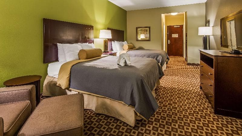 Best Western Plus Chalmette Hotel 4