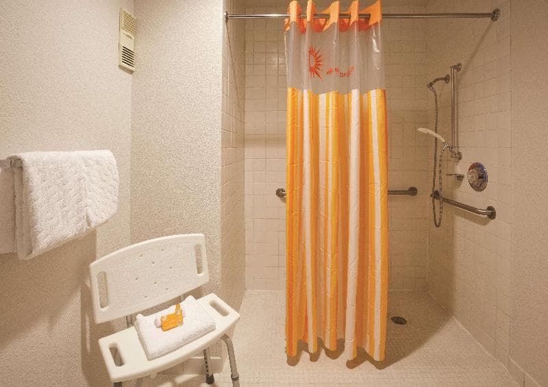 La Quinta Inn by Wyndham Sheboygan, WI 4