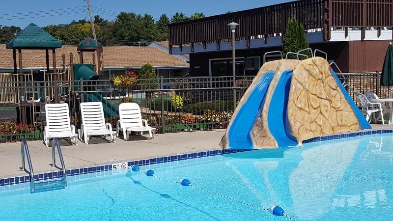 Black Hawk Motel 5