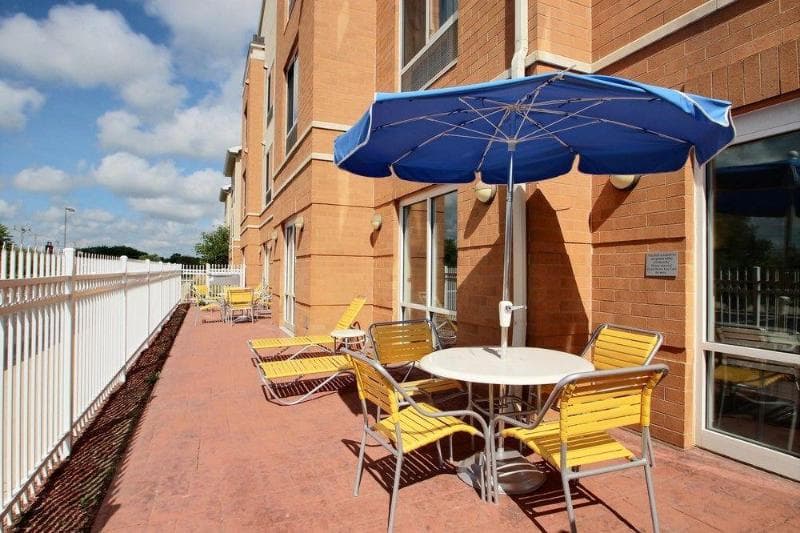 Fairfield Inn & Suites By Marriott Milwaukee Airpo photo 1