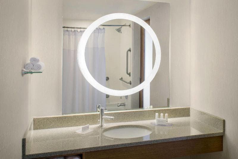 Springhill Suites Long Island Brookhaven 5