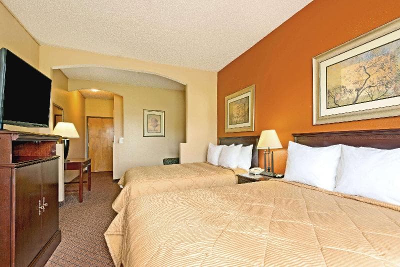 Days Inn By Wyndham Coliseum Montgomery photo 1