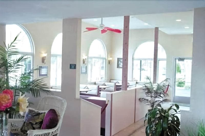 Parkside Inn Bridgeview 2