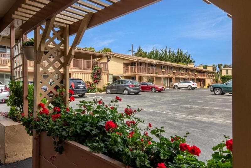 Rodeway Inn Near Downtown Monterey 5