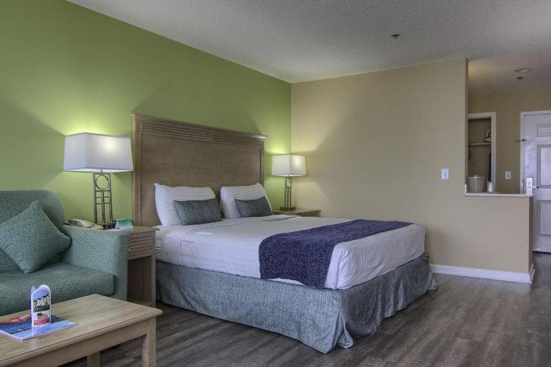 Islander Inn 4