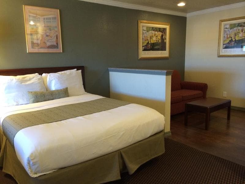El Castell Motel 2