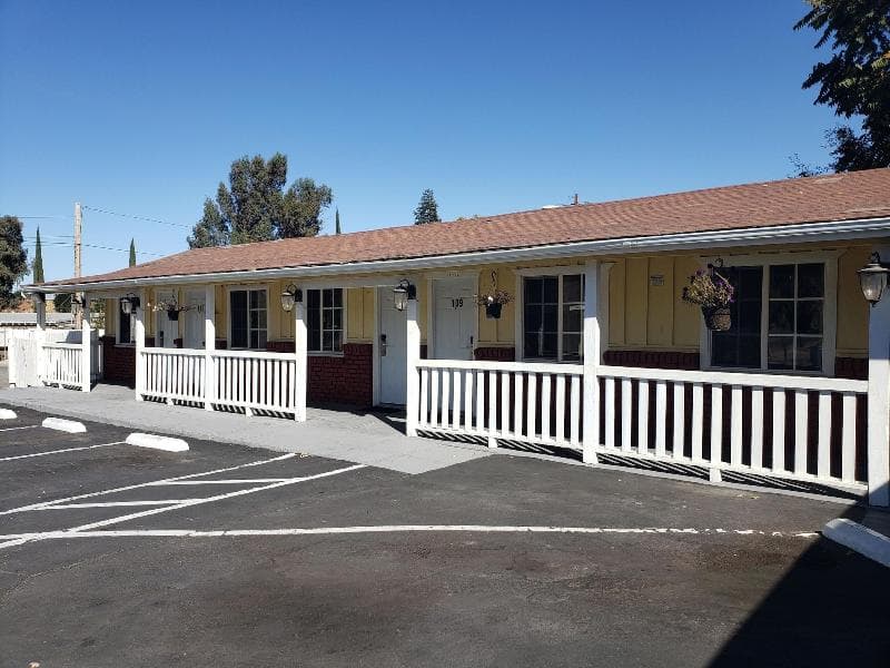 Wine Country Inn 5