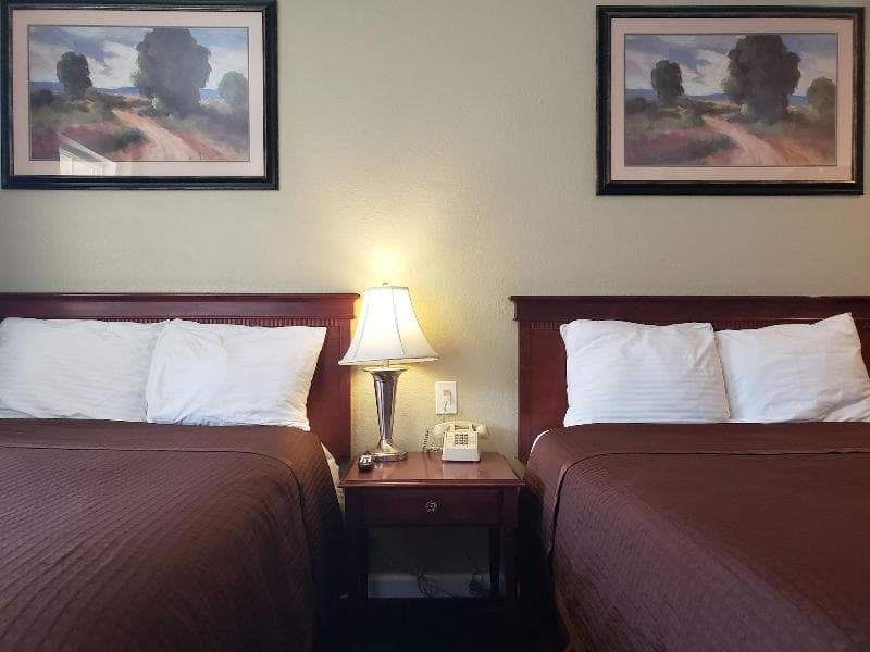 Wine Country Inn main